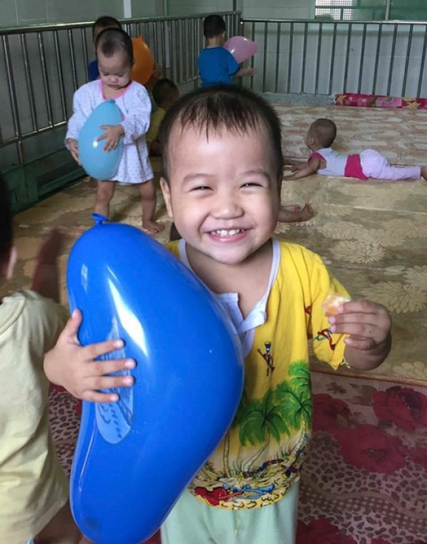 Christmas party for Quang Chau orphanage-Danang